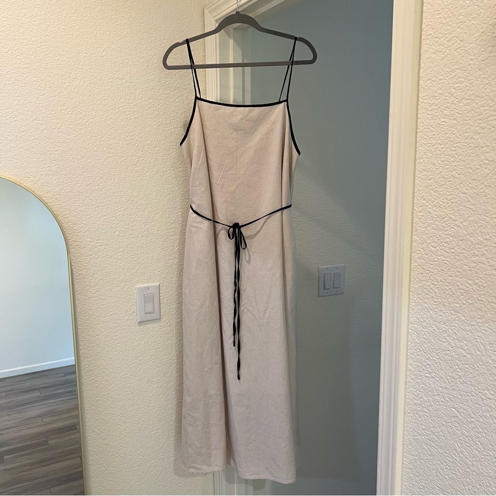 Cider Linen Blend Maxi Dress - Picture 7 of 8